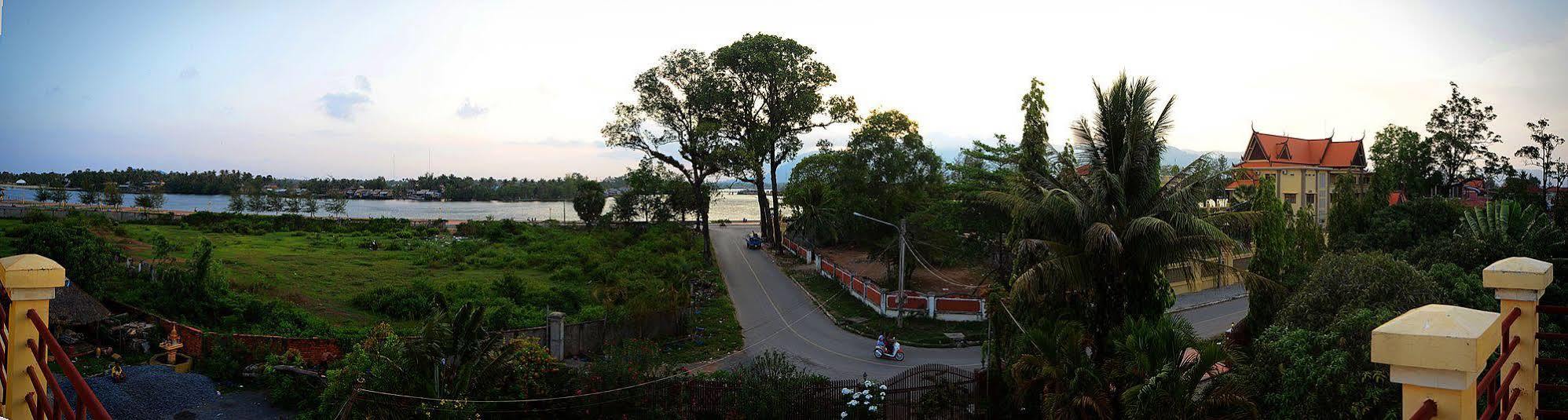 Mea Culpa Kampot Hotel Exterior foto